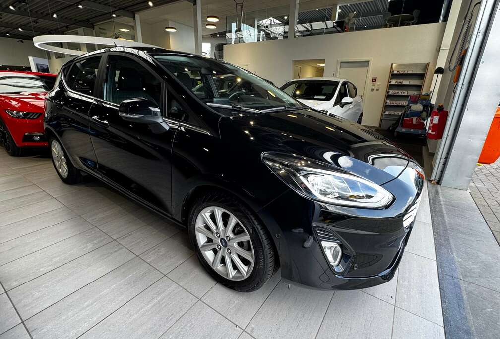 Ford Titanium 5d 1.0 100PK Ecoboost AUTOMAAT