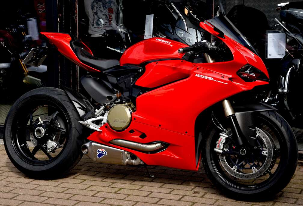 ***MOTO VERTE***