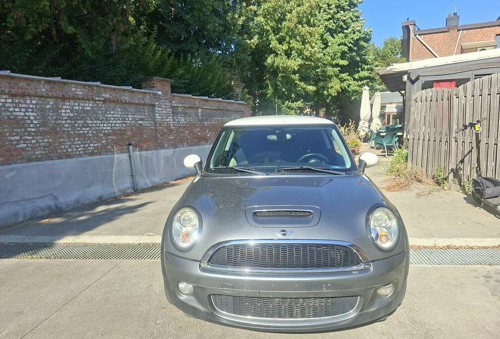 MINI