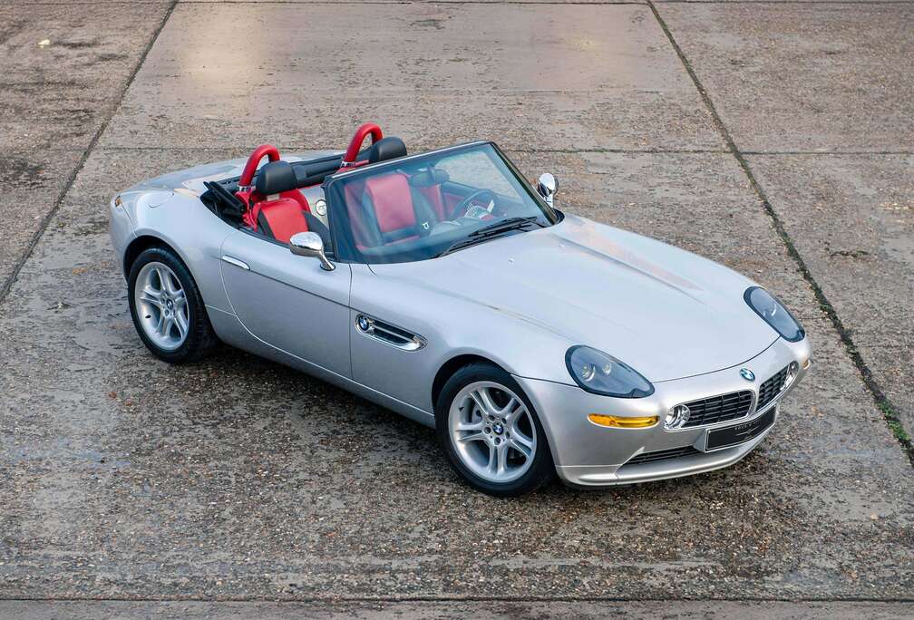 BMW Full service history | 4.9L V8 M5-motor