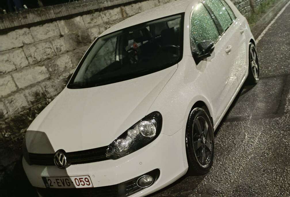 Volkswagen Golf 1.6 CR TDi BlueMotion DPF