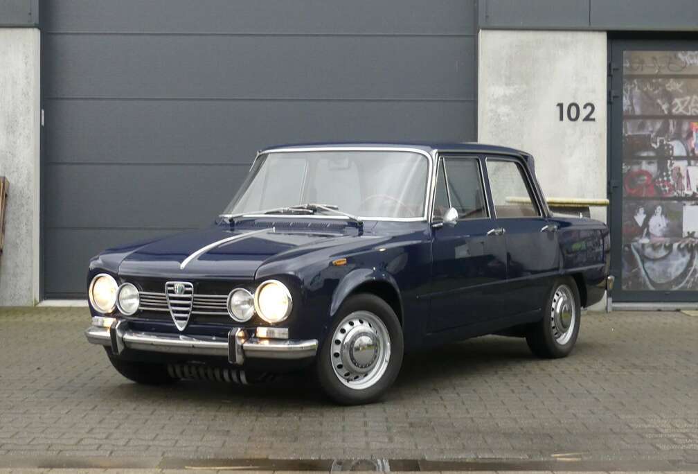 Alfa Romeo 1600 Super Biscione
