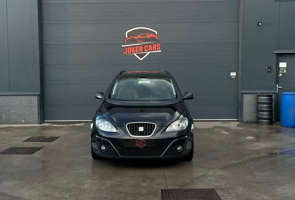 SEAT 1.6 TDI DPF Ecomotive EURO5B Navi Airco Trekhaak