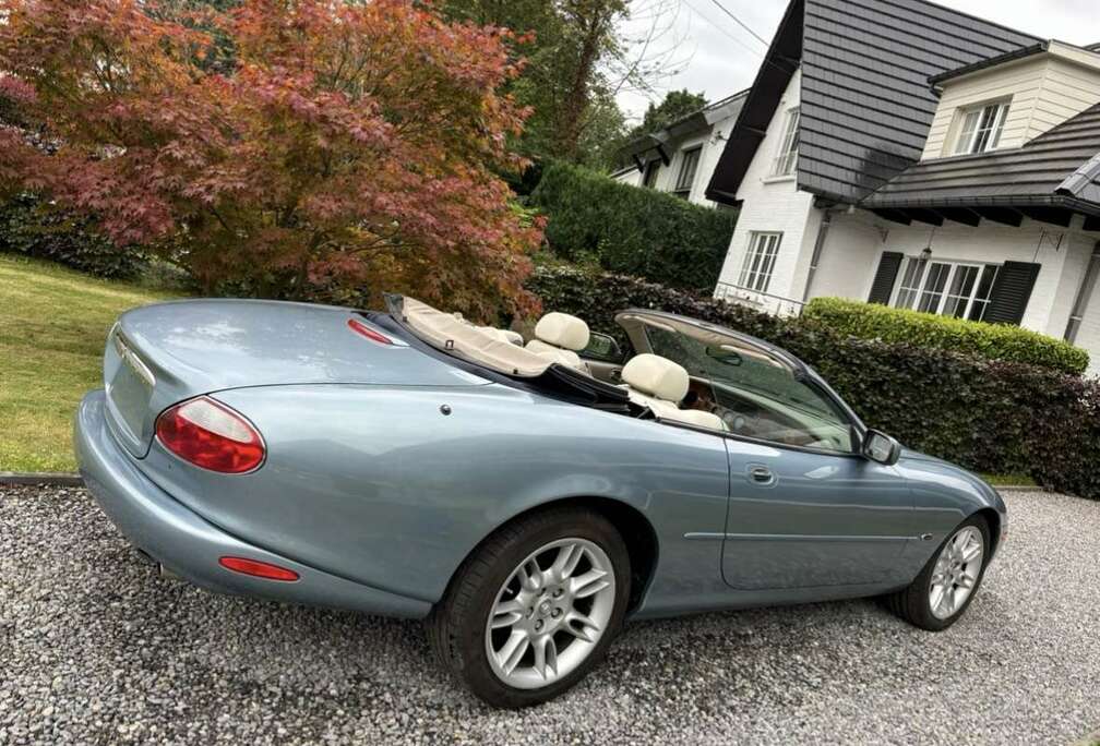 Jaguar 4.0i V8 32v