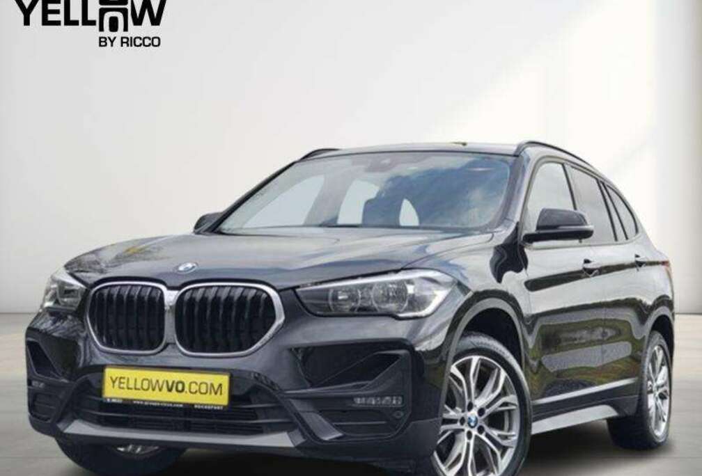 BMW Sport Line / Auto / 18d