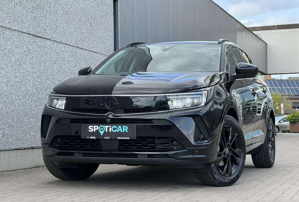 Opel 1.2T 130PK GS NAVI/FULL LED/CAMERA/PARKPILOT/KEYLE