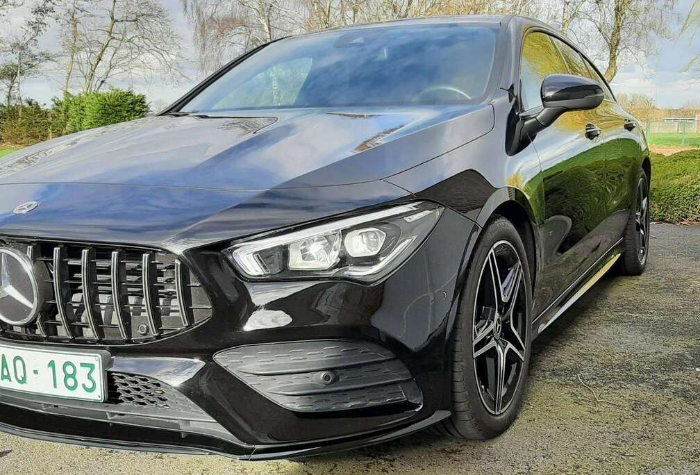 Mercedes-Benz CLA 180  MET DE LOOK AMG 45 IN NIEUWSTAAT