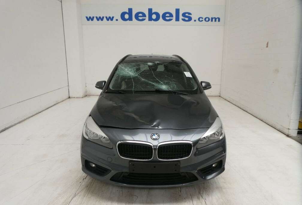 BMW 216d