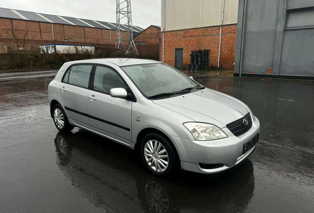 Toyota 1.4i VVT-i AIRCO CLIMATISÉ VITRE ÉLECTRIQUE