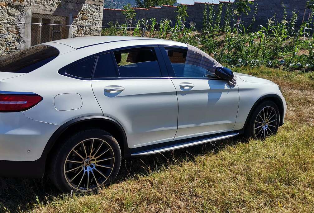 Mercedes-Benz Coupe, comme neuf
