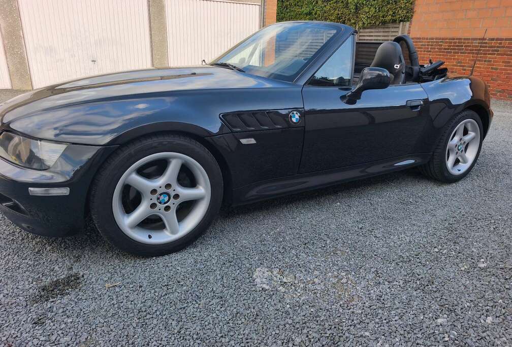 BMW roadster 1.8