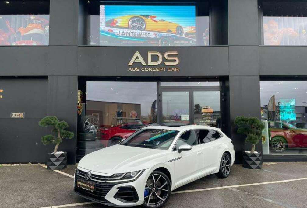 Volkswagen Shooting Brake R Line 2.0 320ch/Attelage/Toit Pano