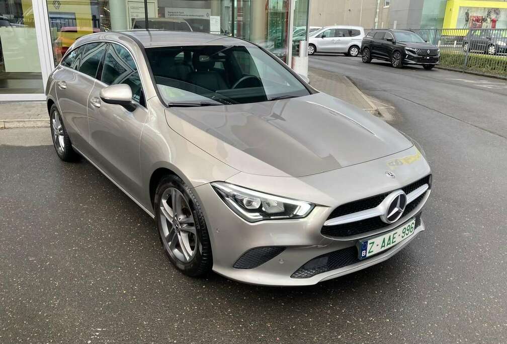 Mercedes-Benz Mercedes-Benz CLA200