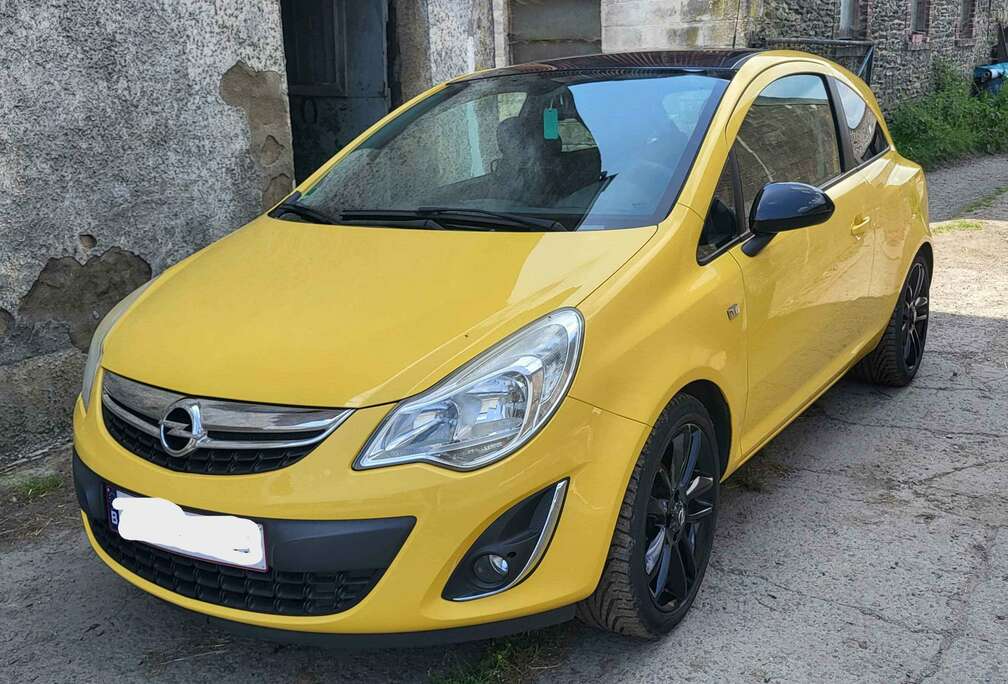 Opel Opel Corsa 4 1.4 twinport 100 color edition