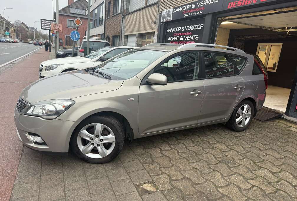 Kia Cee\'d SW 1.4i LX Airco