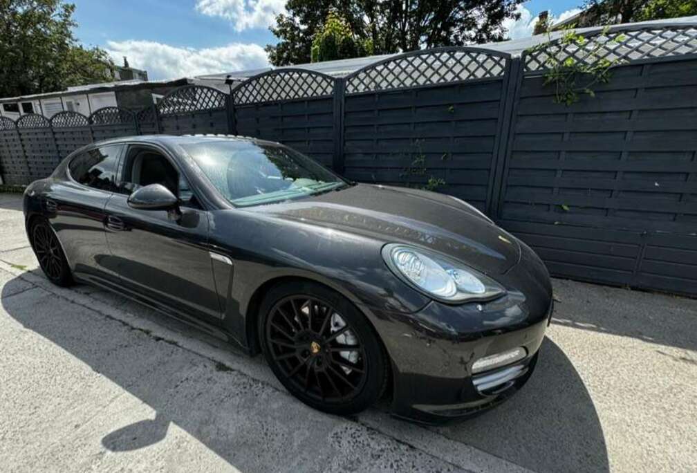 Porsche Porshe panamera 3.6i PDK