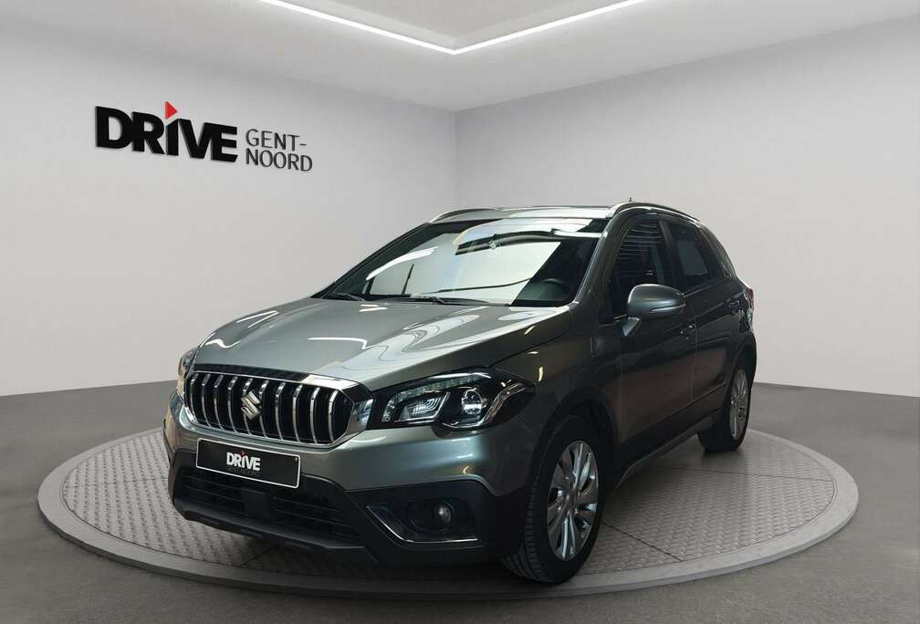 Suzuki Grand Luxe + AUT *Verw.zetels/App connect/Camera/Trekhaak*