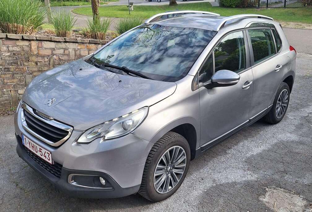 Peugeot 2008 1.2i PureTech Access