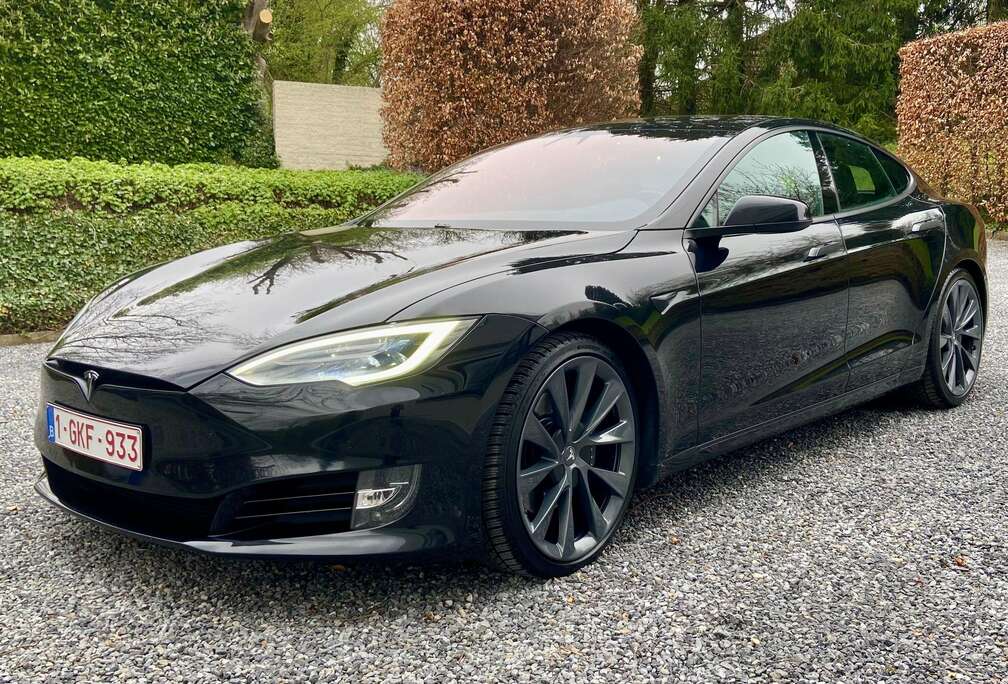 Tesla 386kw / 525 Cv