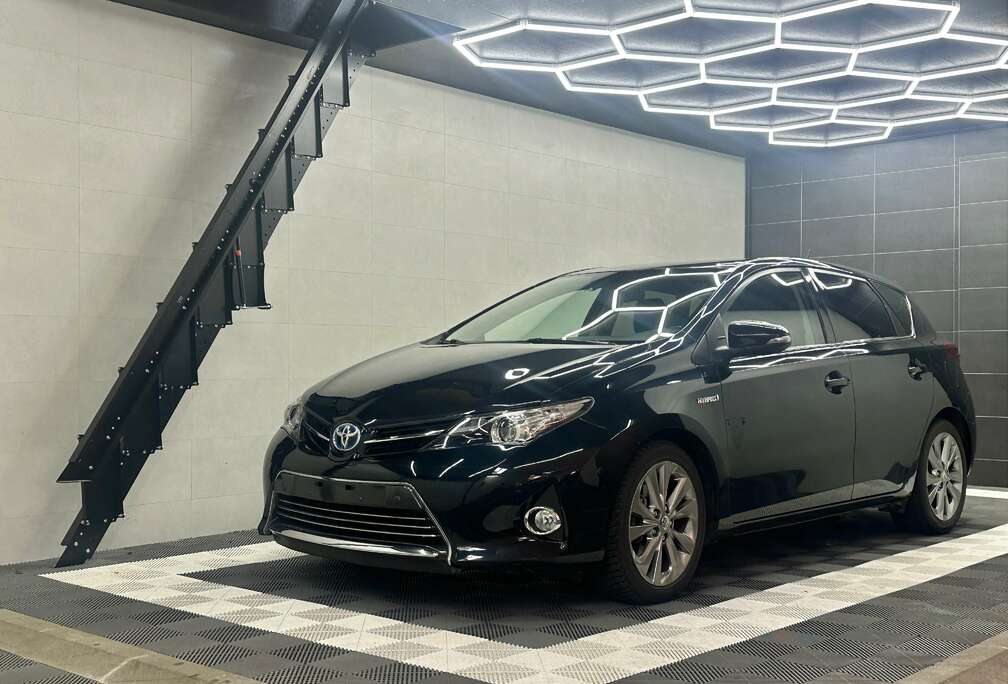 Toyota Auris HEV 1.8i HSD*CAMERA * GPS * GARANTIE**