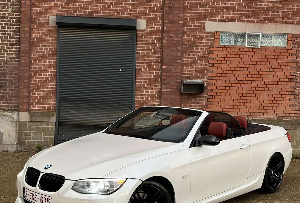 BMW Cab 330d 245 ch Sport Design A
