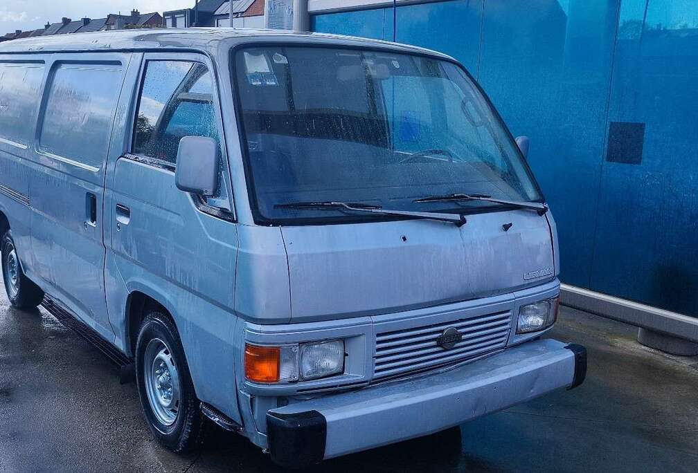 Nissan 2,4