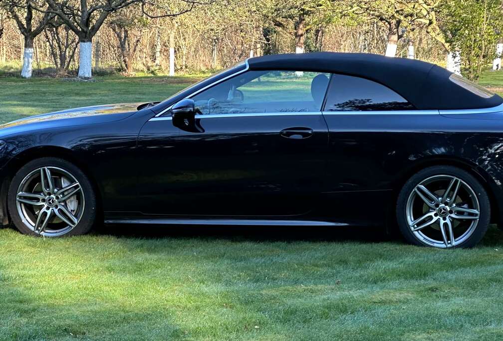 Mercedes-Benz E 200 4Matic Cabrio 9G-TRONIC AMG Line