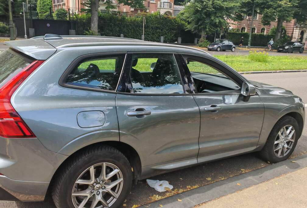 Volvo XC60 2.0 D4 AWD Momentum Geartronic AdBlue