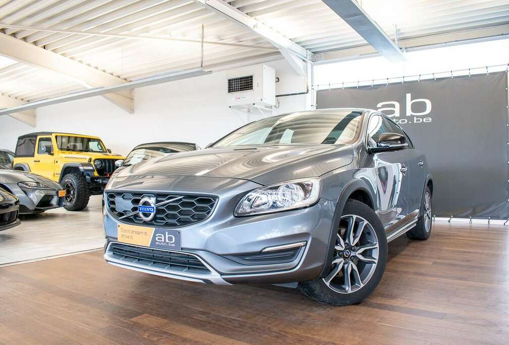 Volvo D4 XC CROSSCOUNTRY *SUMMUM*, AUTOM, NAVI, BT, PDC