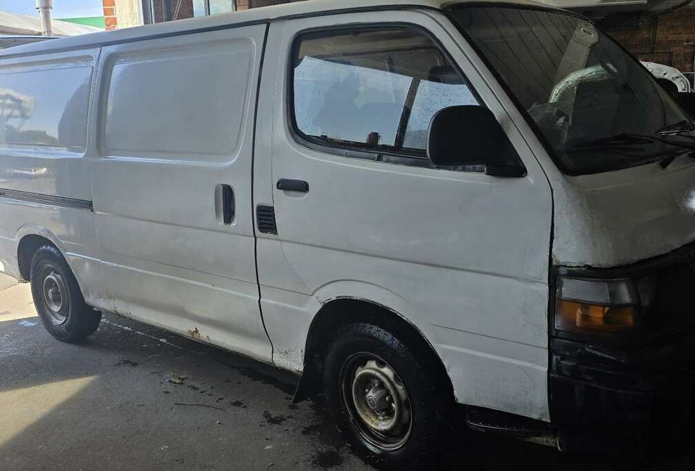 Toyota 2.4 diesel h15 lang chassis