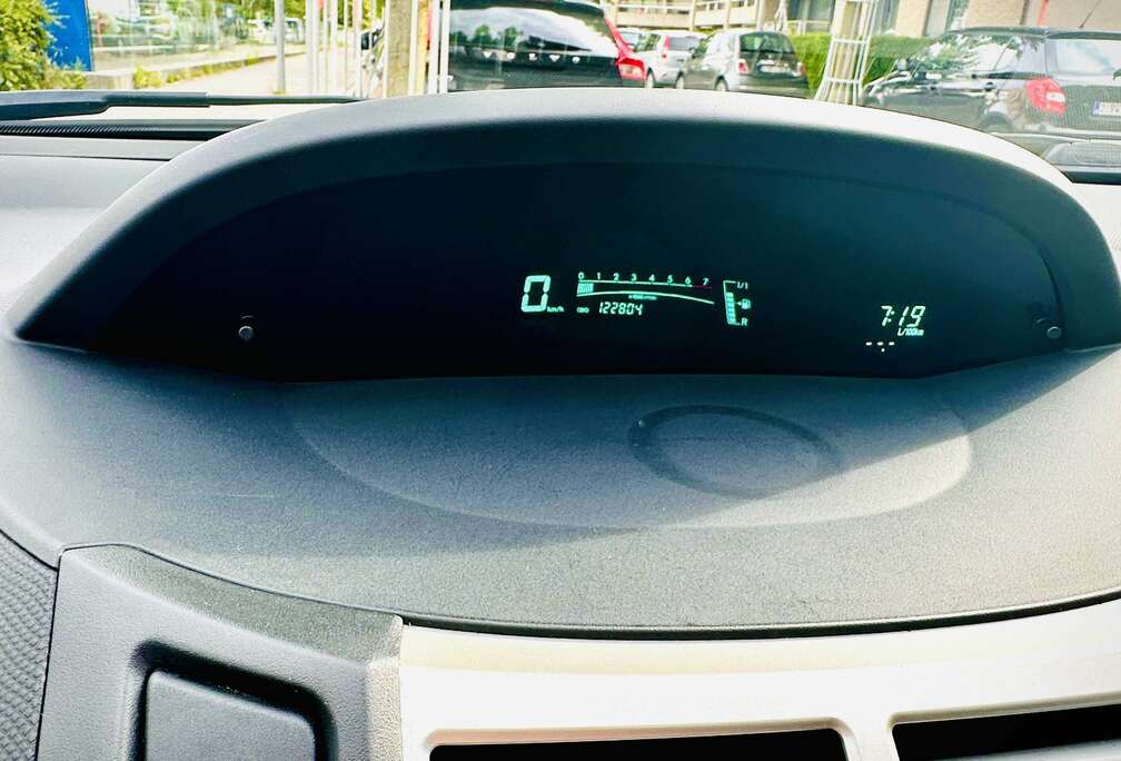 Toyota 1.0 VVT-i