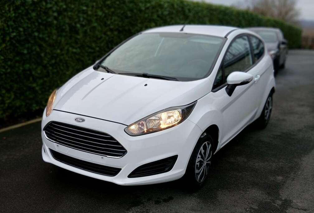 Ford FORD FIESTA 1.25I    NIEUWE STAAT +GARANTIE