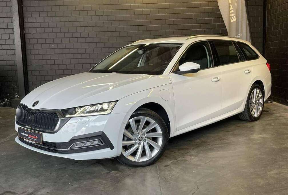 Skoda Combi Estate Style PHEV 204CV TSI iV DSG6