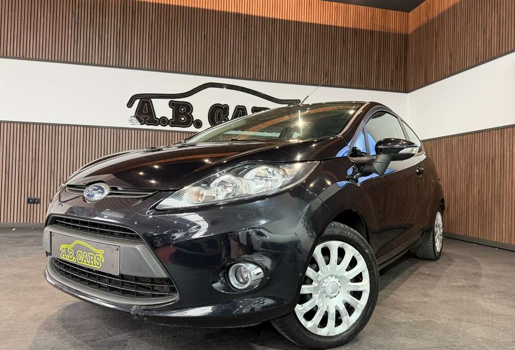 Ford 1.2 Essence *GARANTIE 12MOIS*1ER PROPRIÉTAIRE