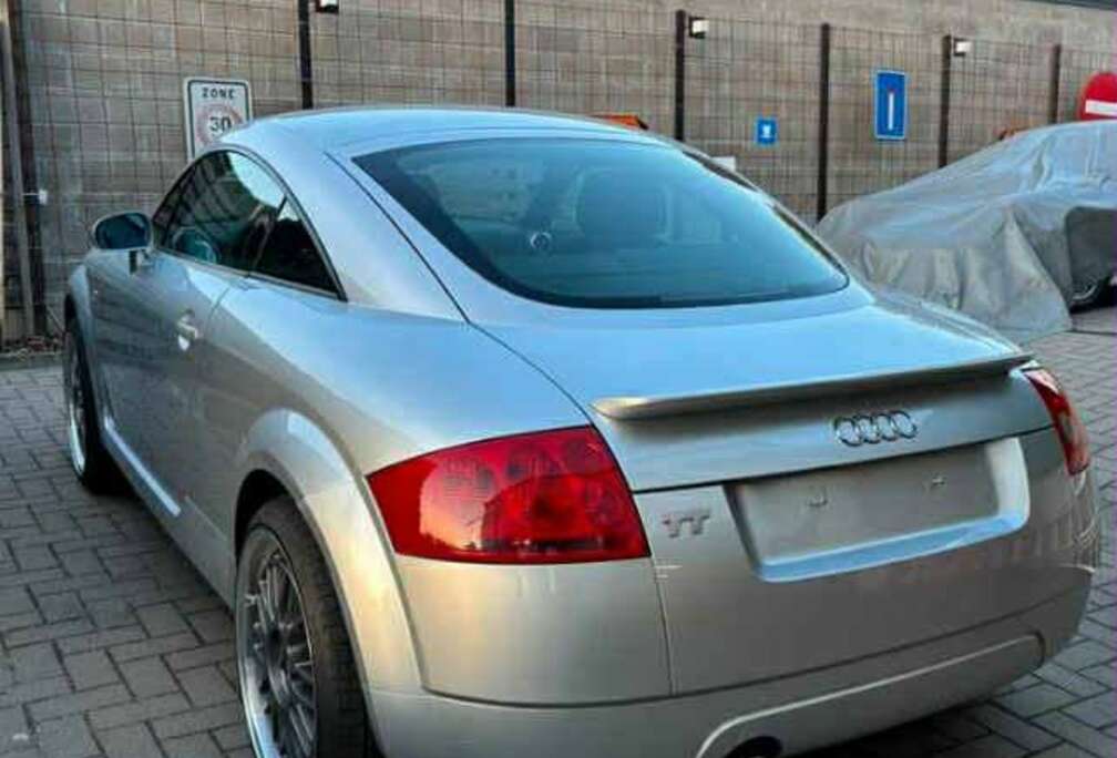 Audi Coupe 1.8 T quattro