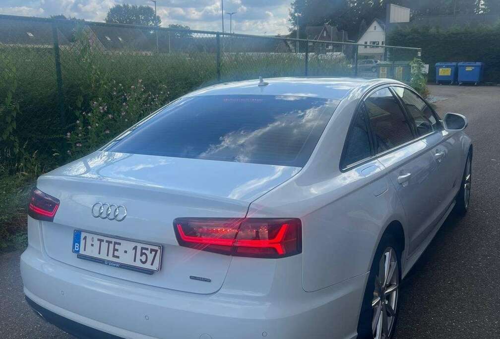 Audi 3.0 TDi V6 Quattro S tronic