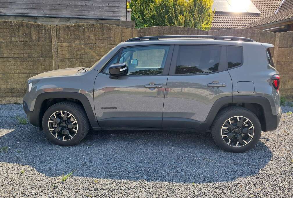 Jeep 4XE  1.3 TURBO  T4  190 4XE  ATX Altitude