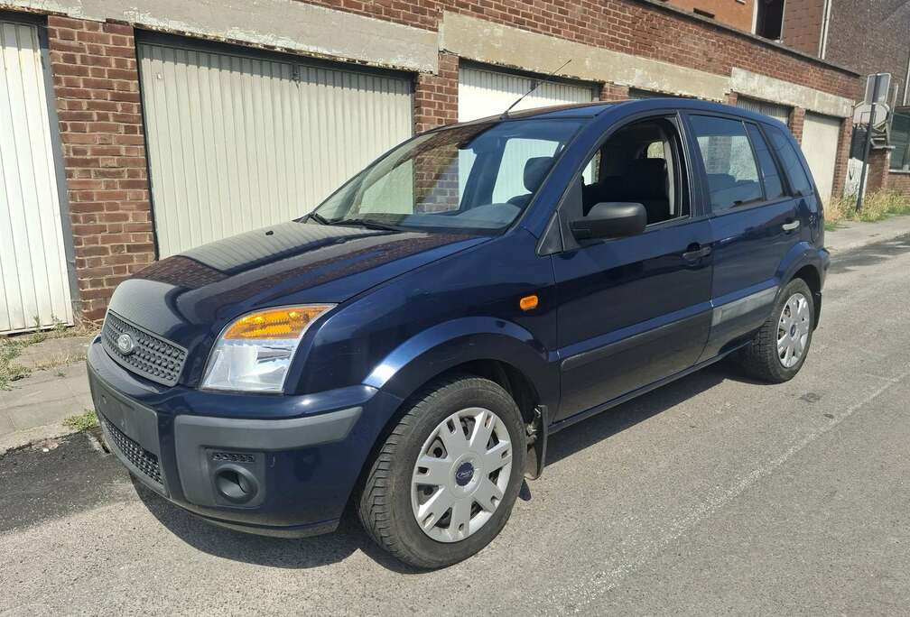 Ford **Ford Fusion 1.4 Essence – 2008 – Prête à immatri