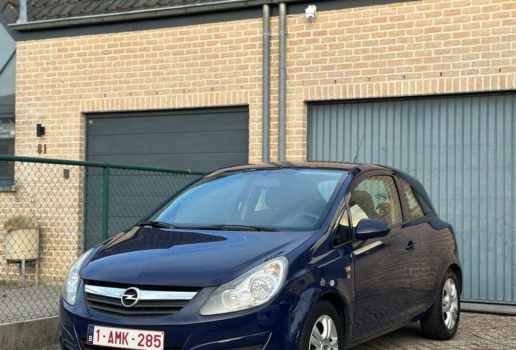 Opel 1.4i Black Edition
