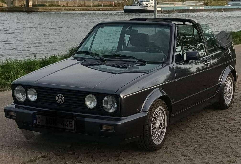 Volkswagen Golf 1 cabriolet
