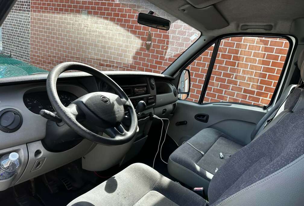 Nissan L3H3 dCi 140
