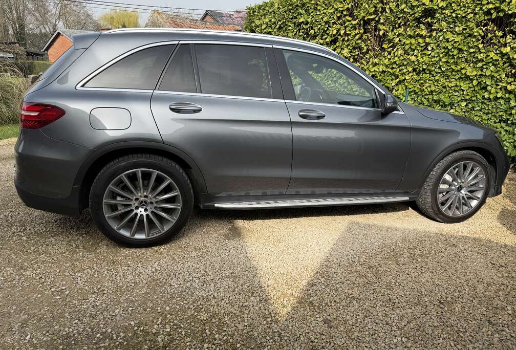 Mercedes-Benz d 4-Matic  Pack AmG