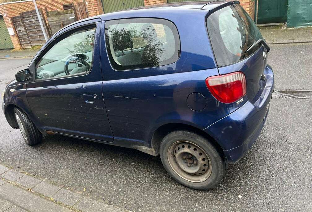 Toyota 1.0i VVT-i 16v Linea Luna