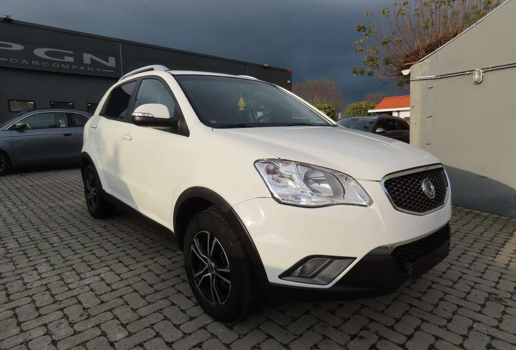 SsangYong 2.0 e-XDi200 Sapphire 4WD