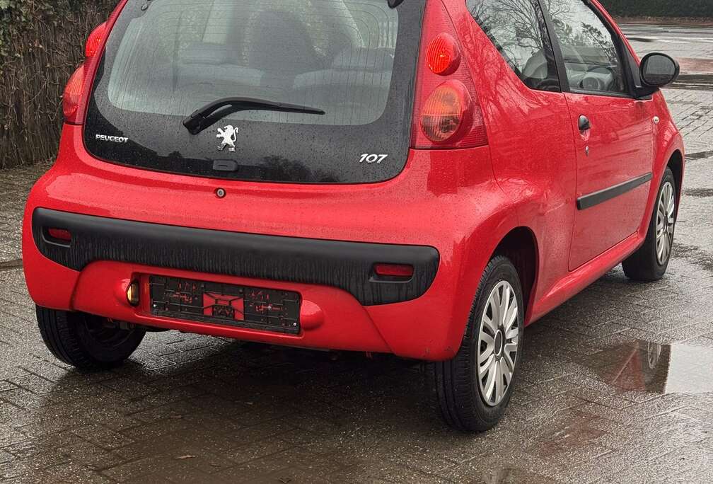 Peugeot BJ 2011  046.000 KM