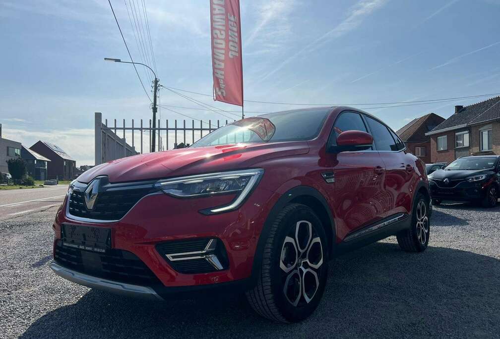 Renault 1.3 TCeHYBRIDNAVICAMDABADAPCRUISECARPLAY