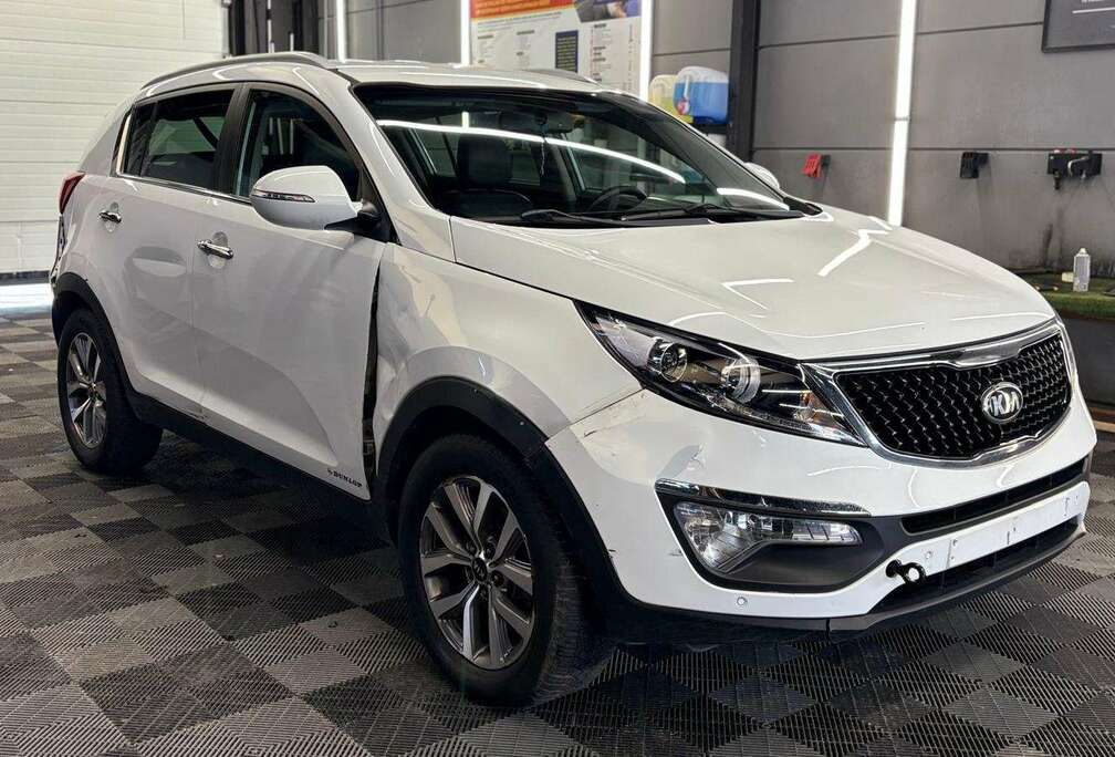 Kia 1.7 CRDi 2WD bj. 2015 187000km Euro 5