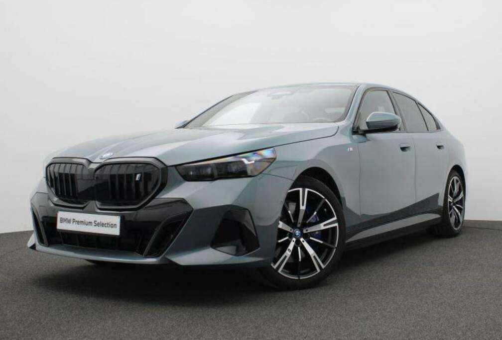BMW XDRIVE - M SPORT PRO - BOWERS & WILKINS