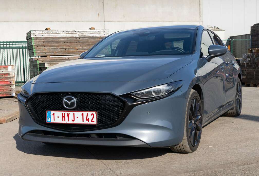 Mazda ** SOLD ** 3 Hatchback 2.0i e-Skyactiv-X Skydrive Business