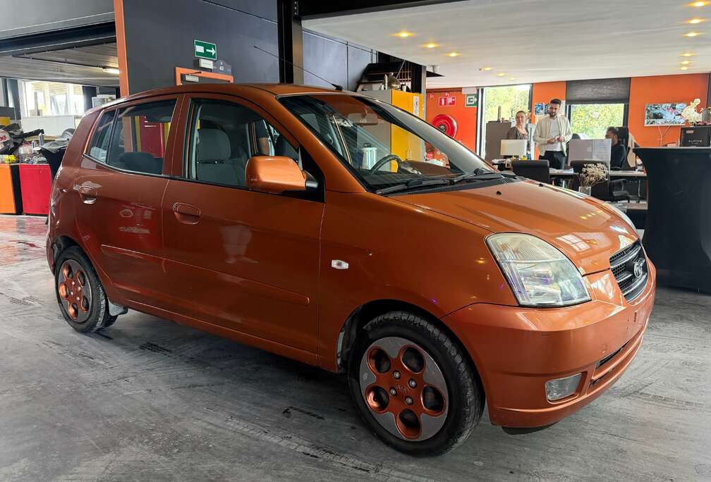 Kia Picanto 1.0i 12v MP3